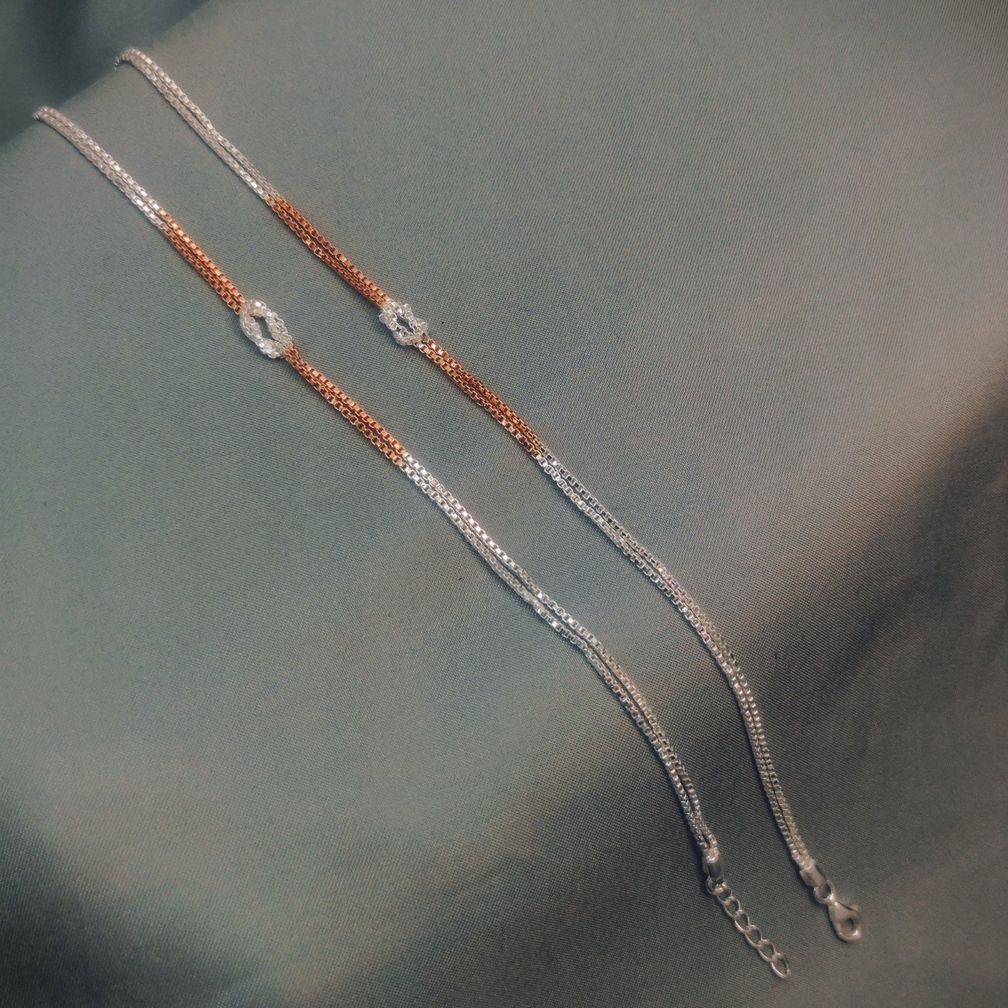 Silver Knot
