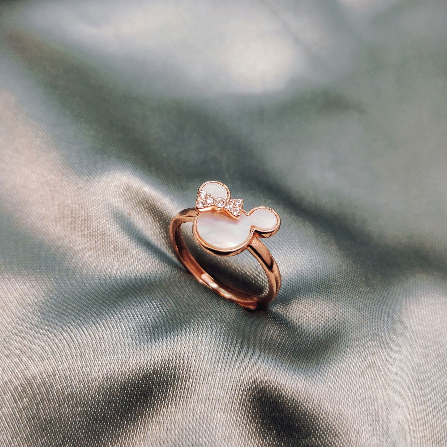 MOP Rosegold Mickey Mouse Ring