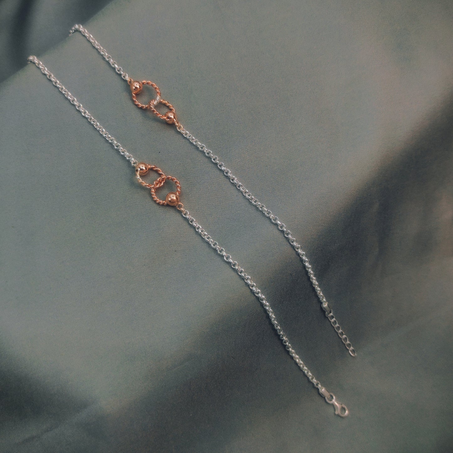 Rosegold Connected Rings