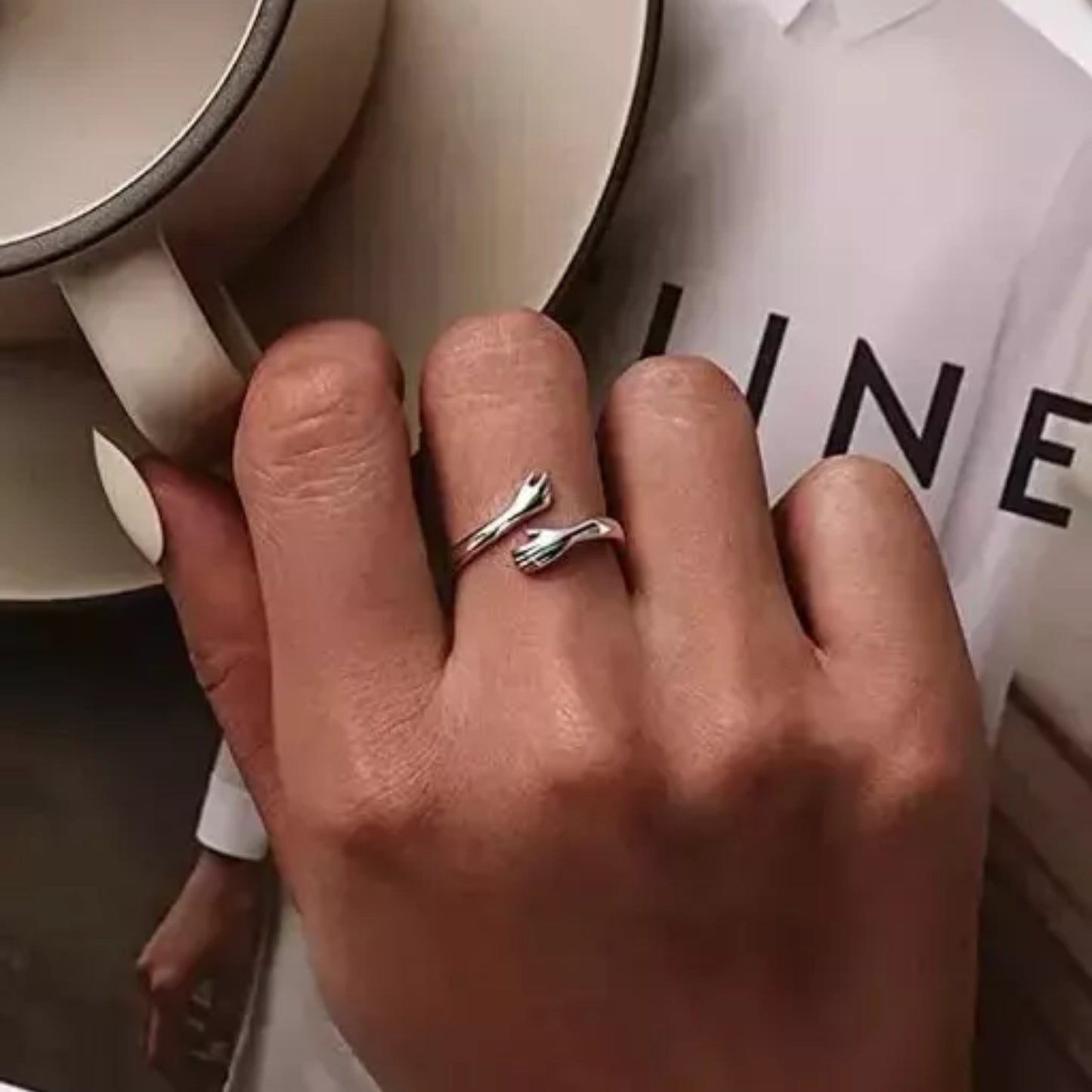 Hug Ring