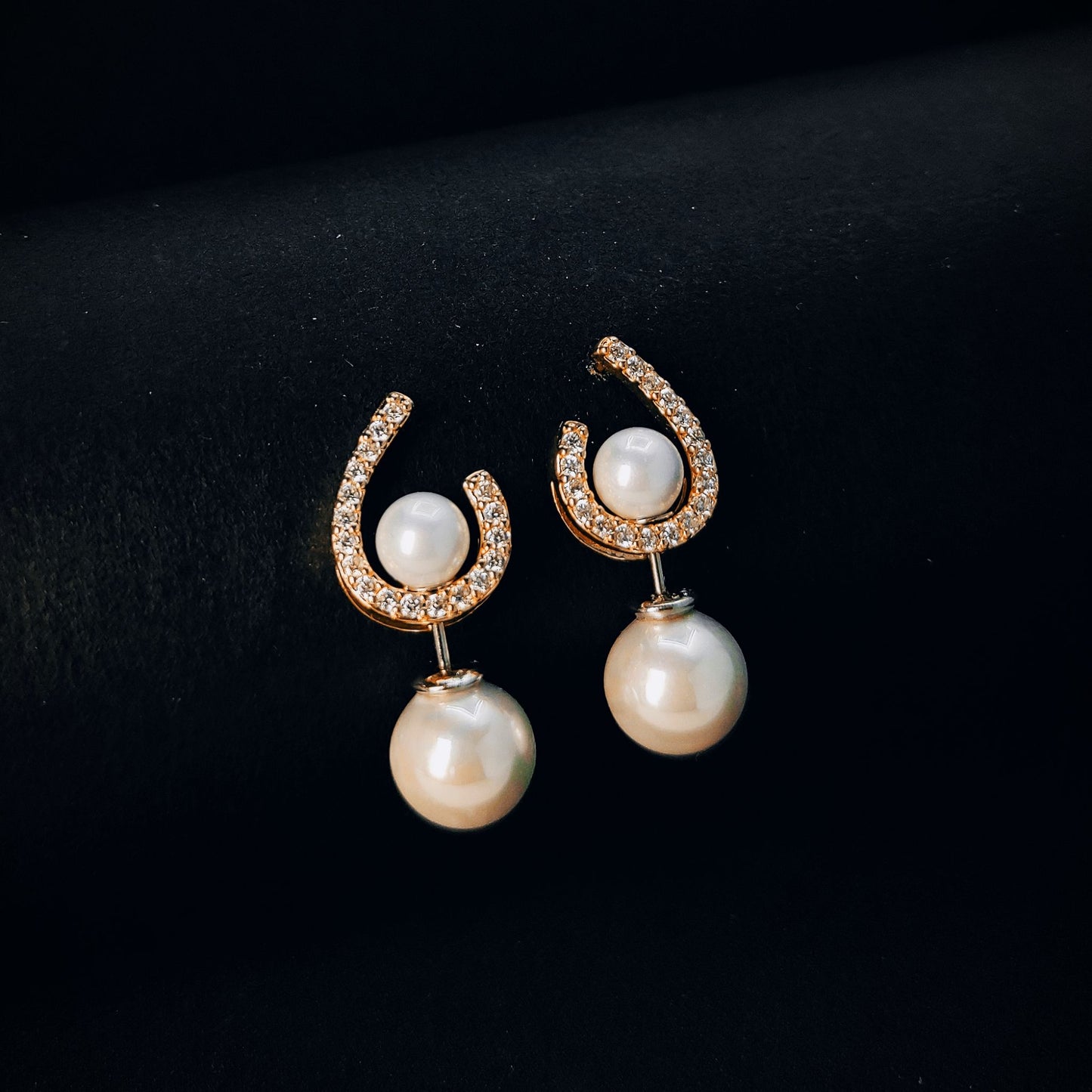 Four-in-one Pearl Droplets