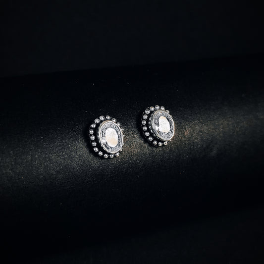 Oxidised Solitaire